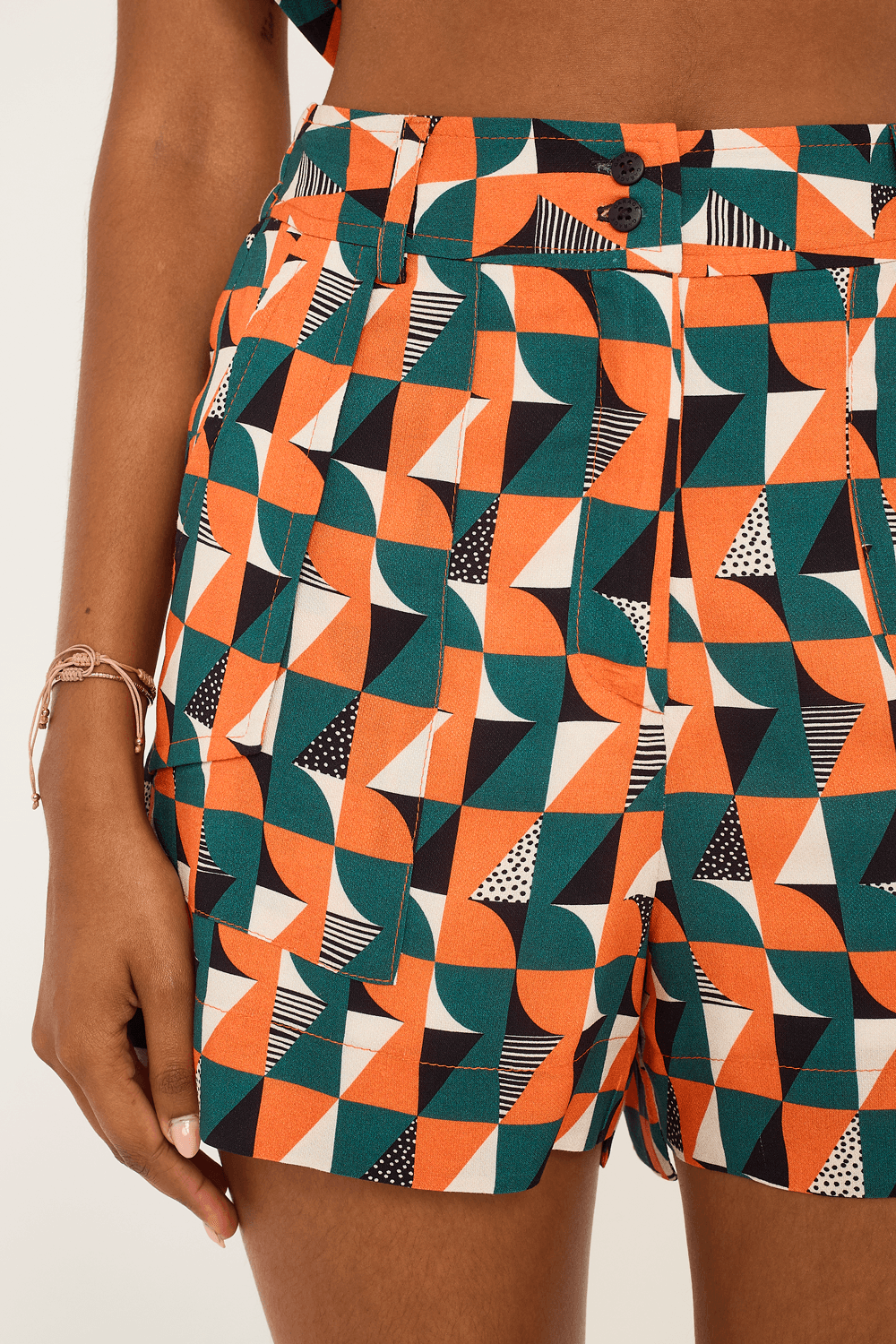 short savana II cos elastico estampa ponto de cor - Garage Rio